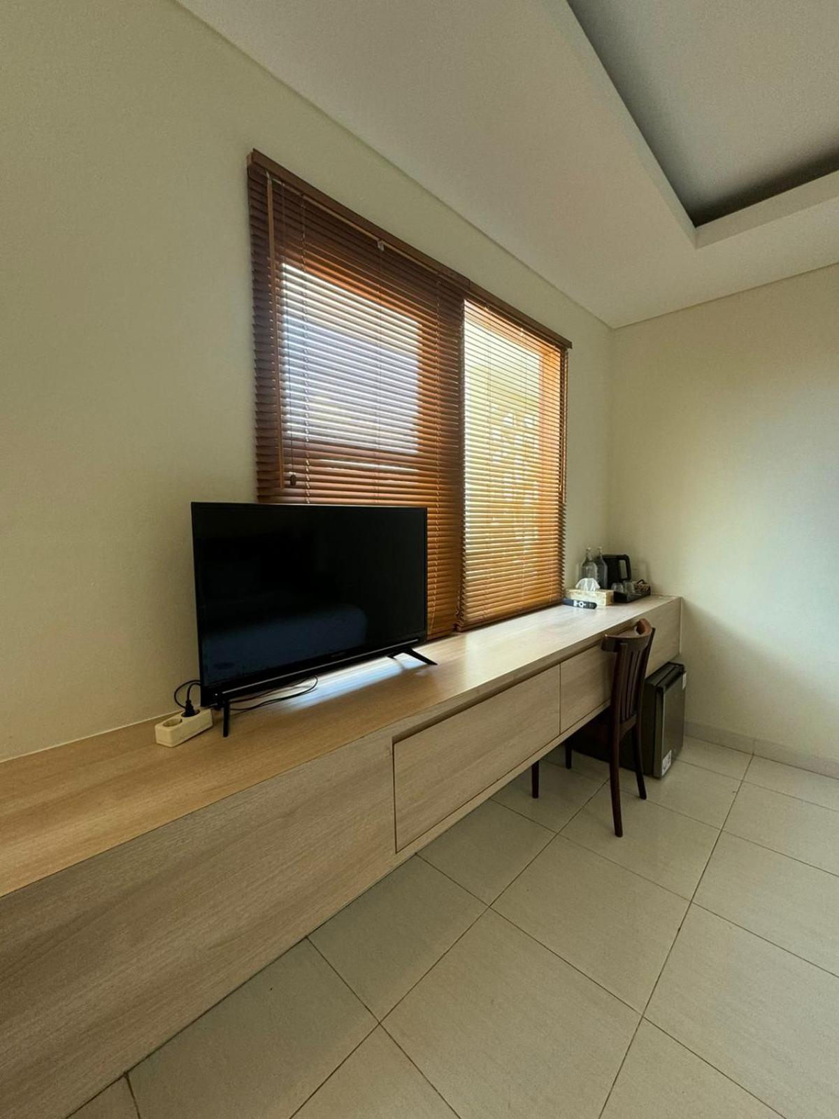 Srikrisna Hotel Seminyak  Bagian luar foto